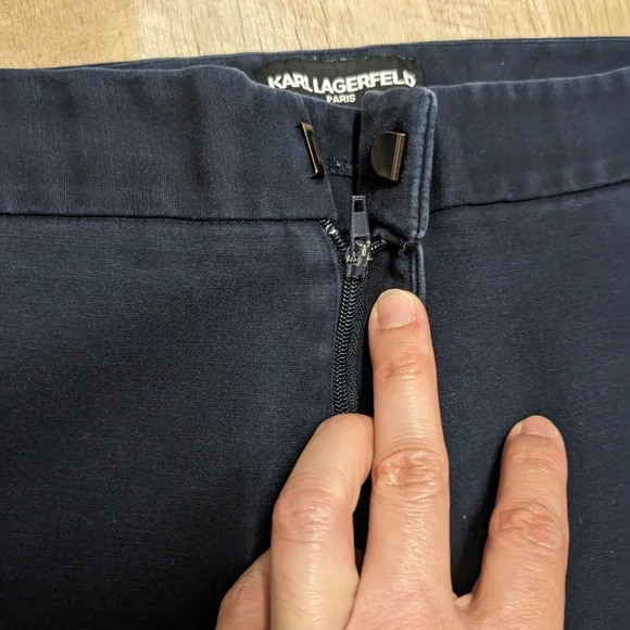 Karl Lagerfeld Paris Navy Blue Dress Pants Cropped